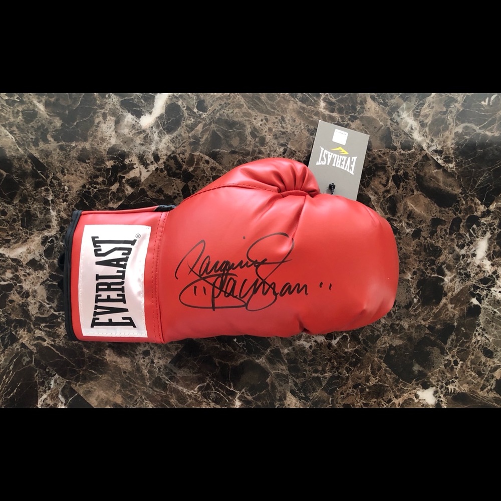 Autographed Manny Pacquiao Everlast Red Glove